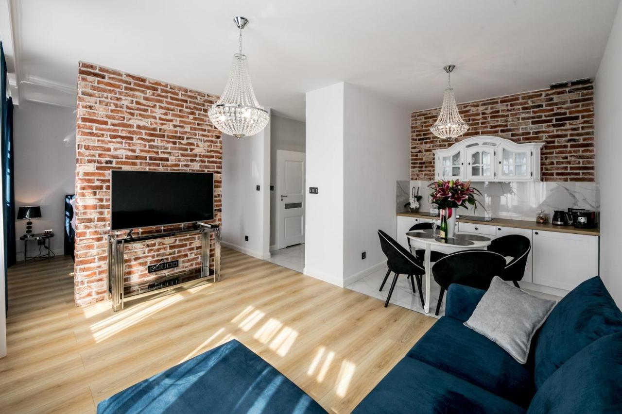 Apartament Royal Blue Ustka Apartment ภายนอก รูปภาพ