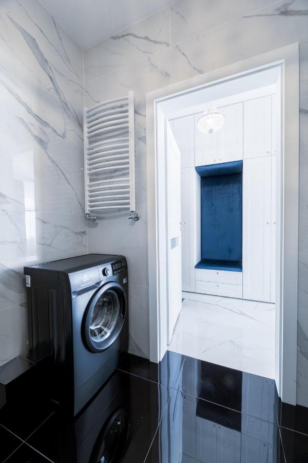 Apartament Royal Blue Ustka Apartment ภายนอก รูปภาพ